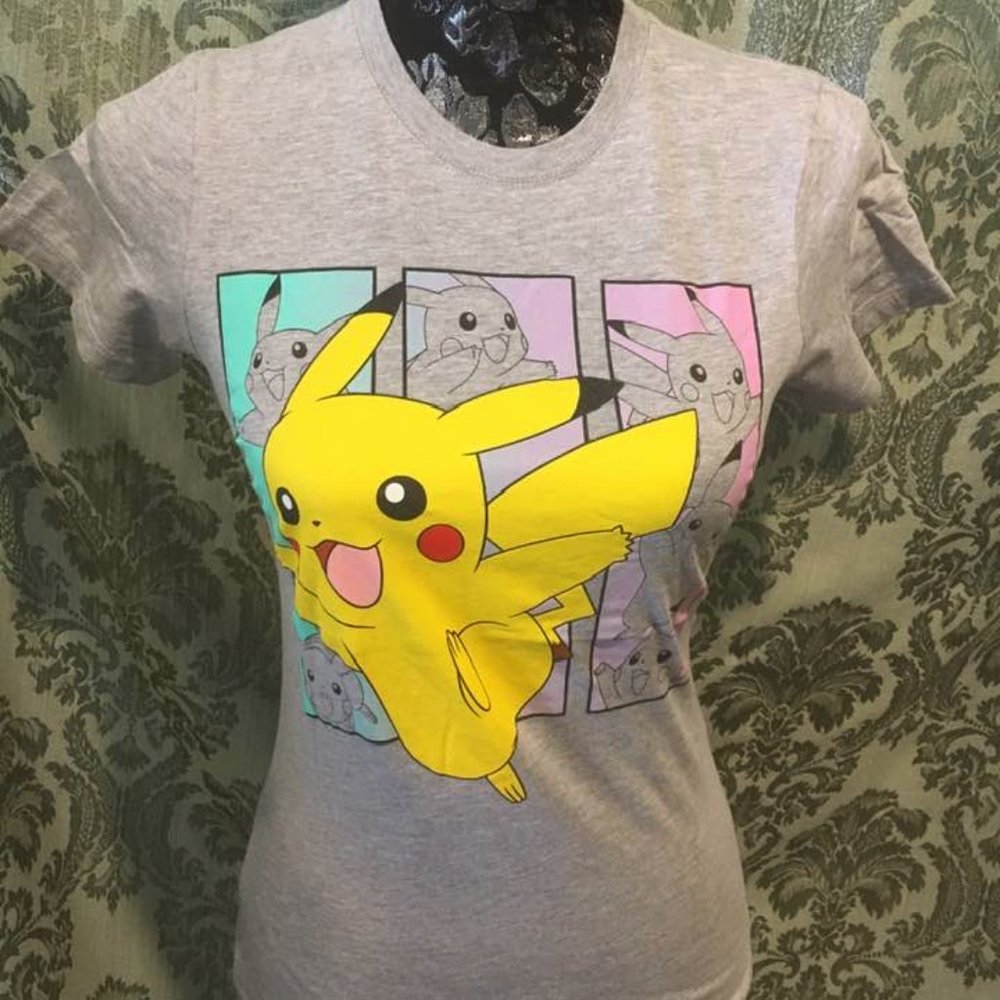 LAST CALL!! Gray Pokemon PIKACHU T-Shirt, Adult Small